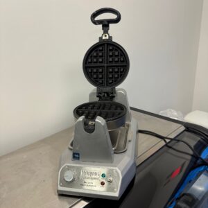 Waring Commercial WW180 – Belgian Waffle Maker