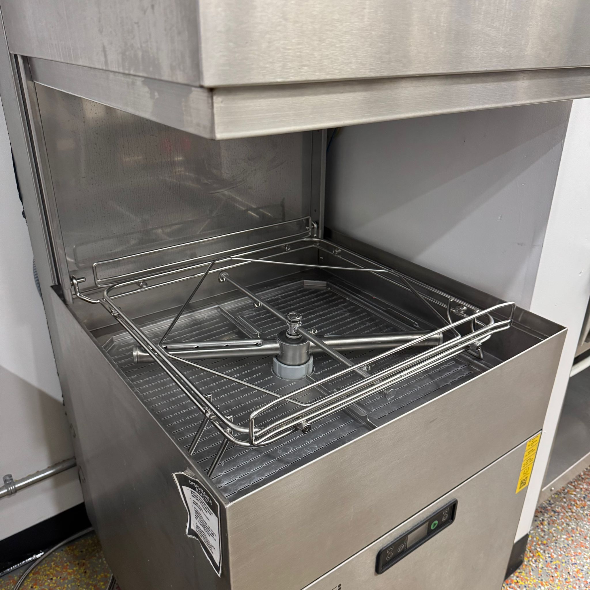 Thesis H110E-A High Temperature 60 Racks / Hour Door Type Dishwasher - Image 2