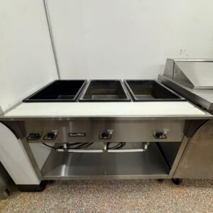 Vollrath ServeWell – 46" 3-Well Hot Food Table (700W)
