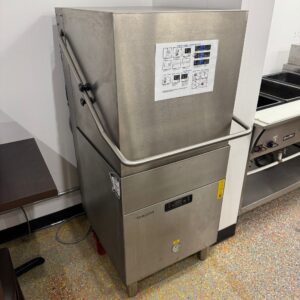 Thesis H110E-A High Temperature 60 Racks / Hour Door Type Dishwasher
