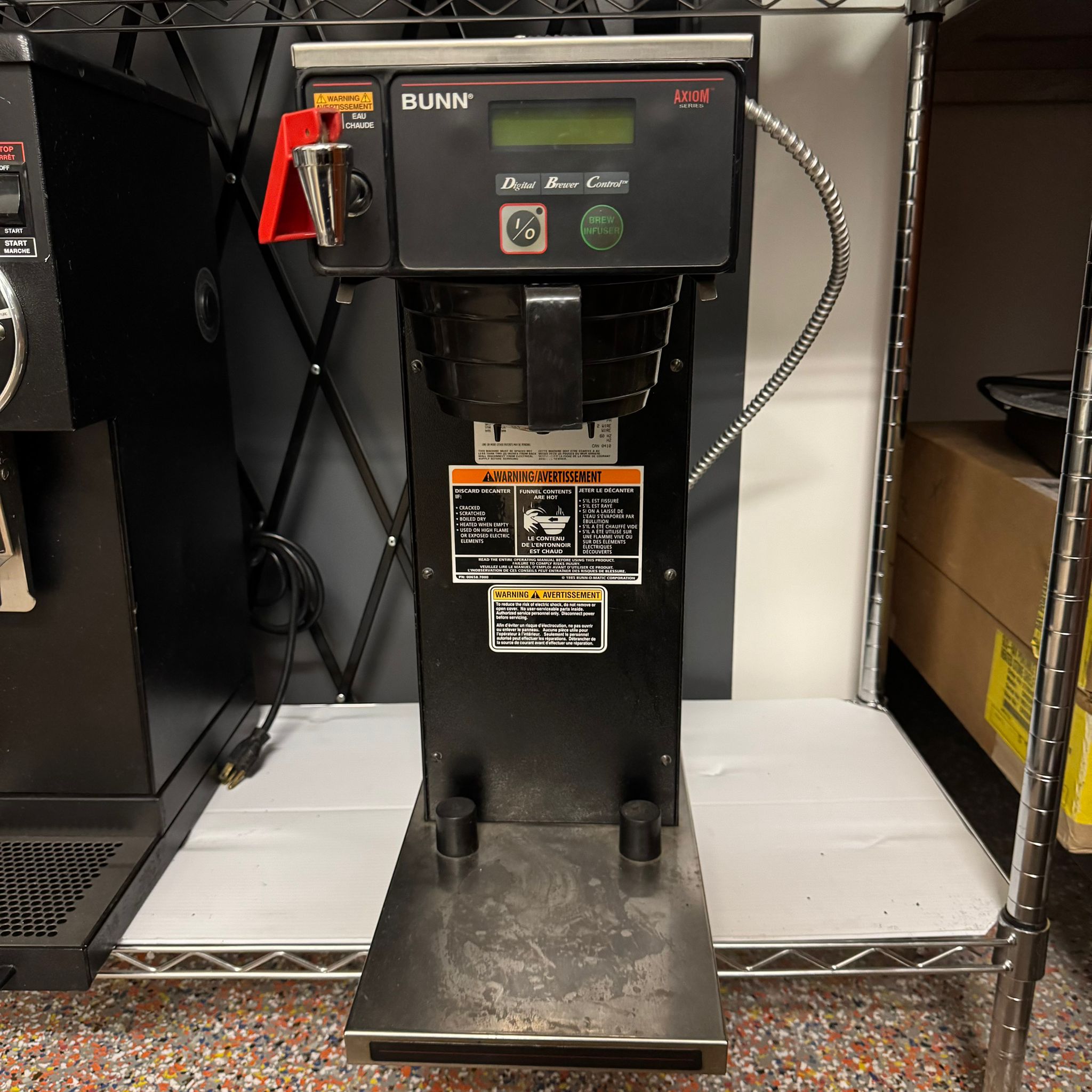 BUNN AXIOM-DV-APS – Dual Voltage Airpot Coffee Brewer